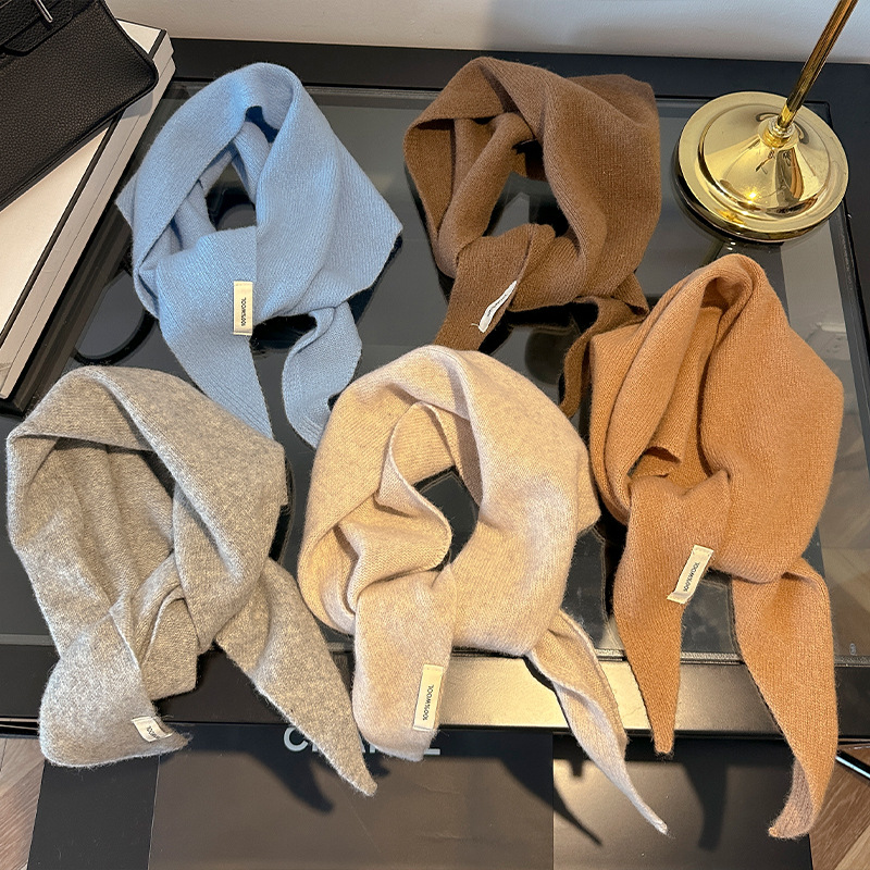 Szalik trójkątny damski z wełn – Shawl Wrap Winter recenzja i cena