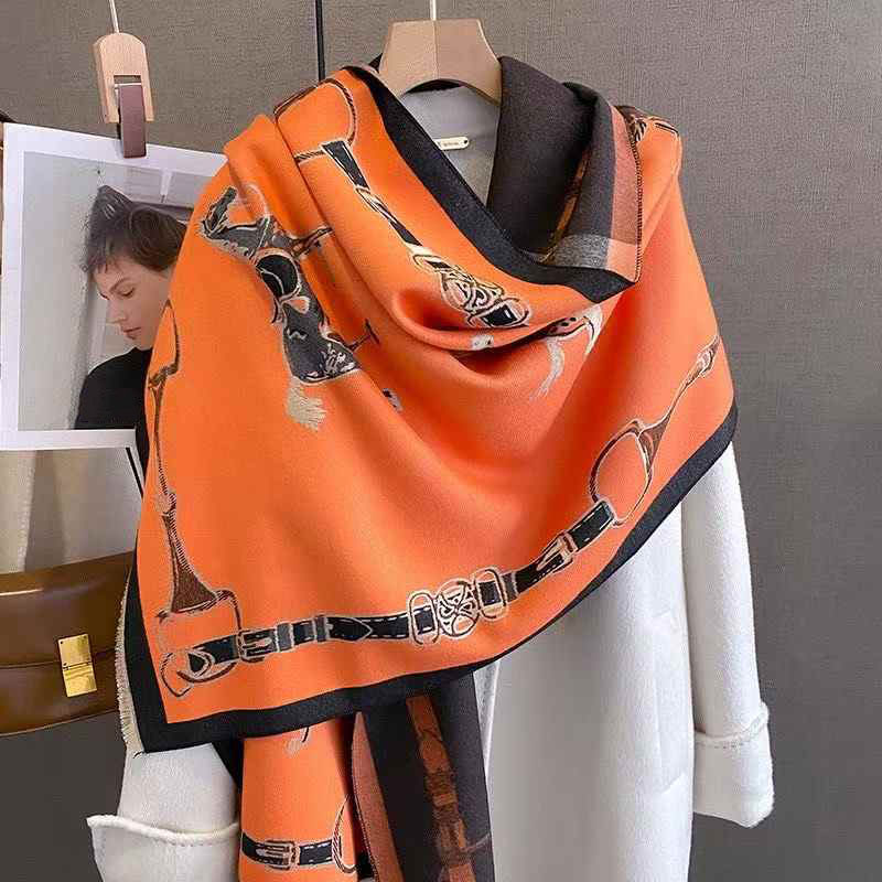 Szalik Retro Rider Horse Imita – Shawl Wrap Winter recenzja i cena
